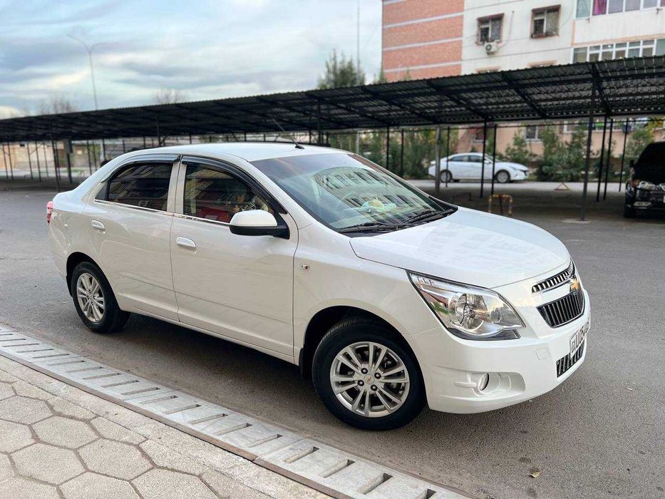 Chevrolet COBALT sotiladi