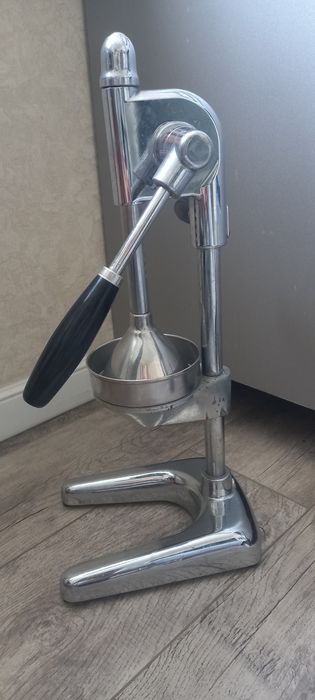 Продам соковыжималку для граната