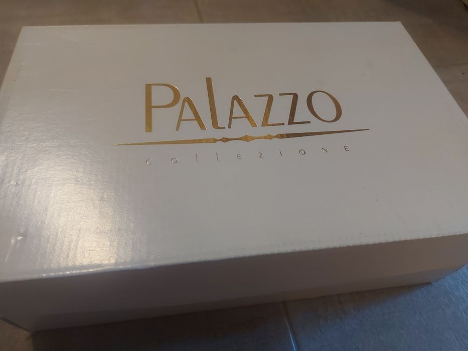 Vând pantofi palazzo