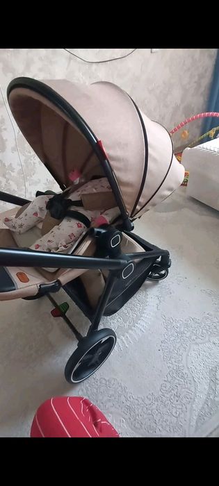 Коляска прогулочная New lux беж.
