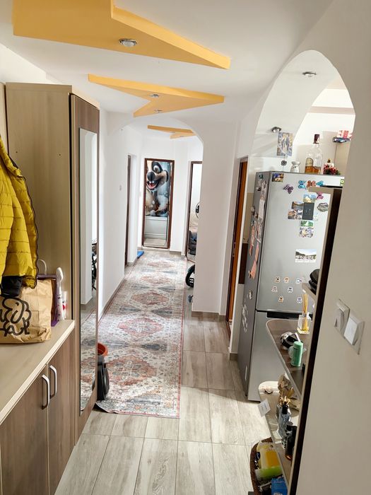Apartament 4 camere Ultracentral Mioveni | 82 mp | Bloc 1993