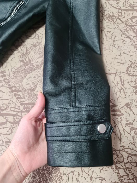 Новая кожаная куртка