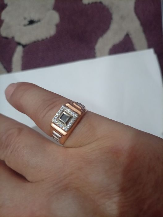 Продается золотые украшения