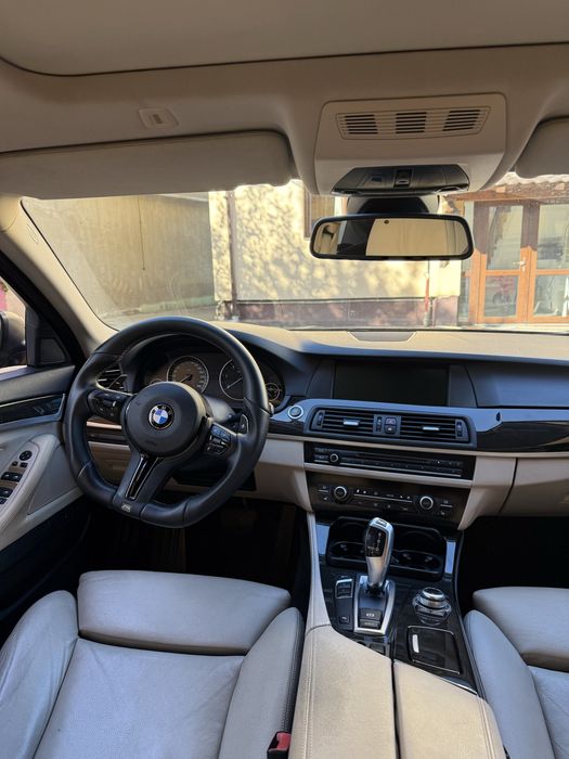BMW 530d F10 • 3.0d 245 CP • ZF 8HP • HUD • Distronic • Suspensie Adaptivă • 2011