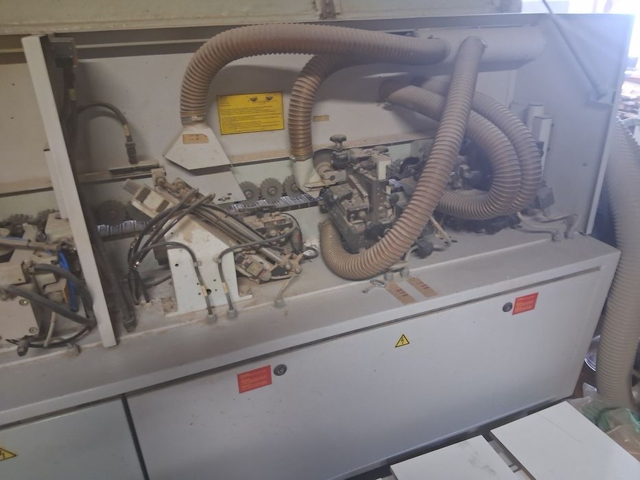 Продавам кантираща машина брнд кдн340