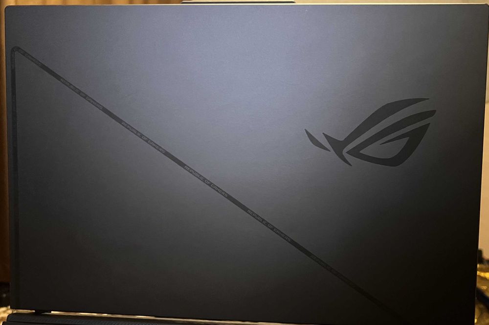 Asus rog strix g16