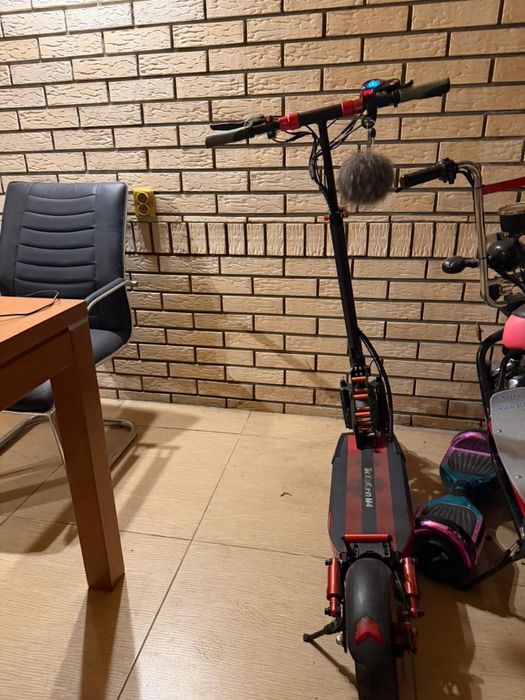 trotineta electrica Kukirin m4 aproape noua