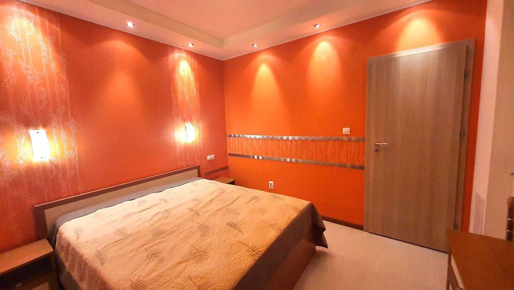 Собственик отдава под наем 3-стаен обзаведен апартамент в ж.к. Лозенец