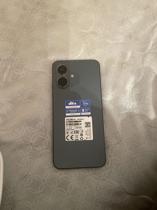 Tecno spark.