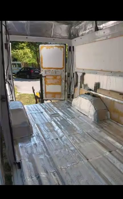 Универсална висококачествена самозалепваща шумо и термоизолация