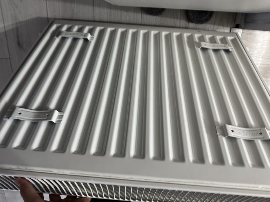 Продам радиатор(батарею)