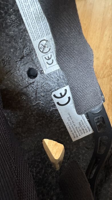 Велошлемы фирменные