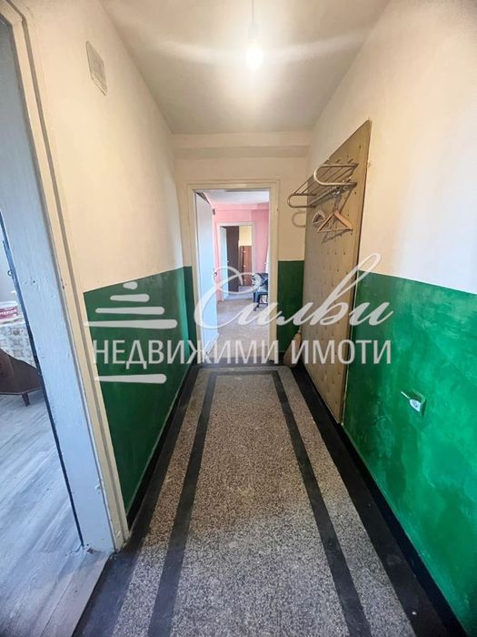 Продава се Четиристаен апартамент в Шумен, Добруджански - 90 кв.м за 584 €/кв.м - Снимка #8