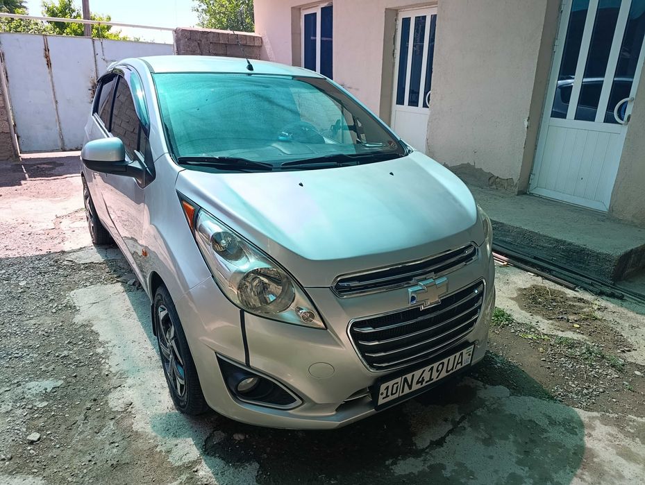 Шевроле спарк 2011 г 2- паз.метан газ