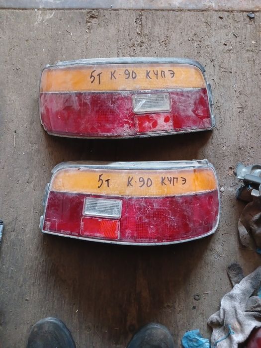 Фонарь Тоета Королла кузов 90 купэ