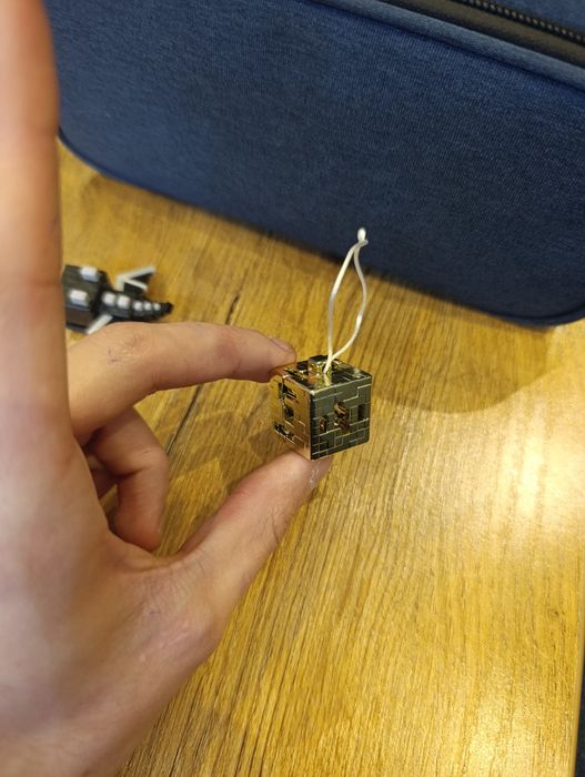 Киндер Джой Майнкрафт фигурка