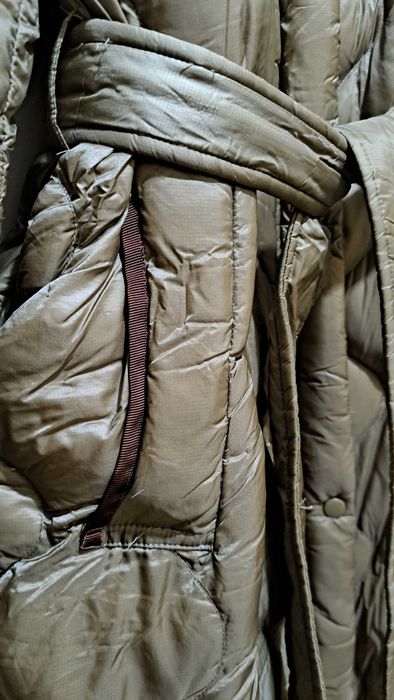 Пухенка дълга на Mango ,размер М по етикет ,пълнеж гъши пух