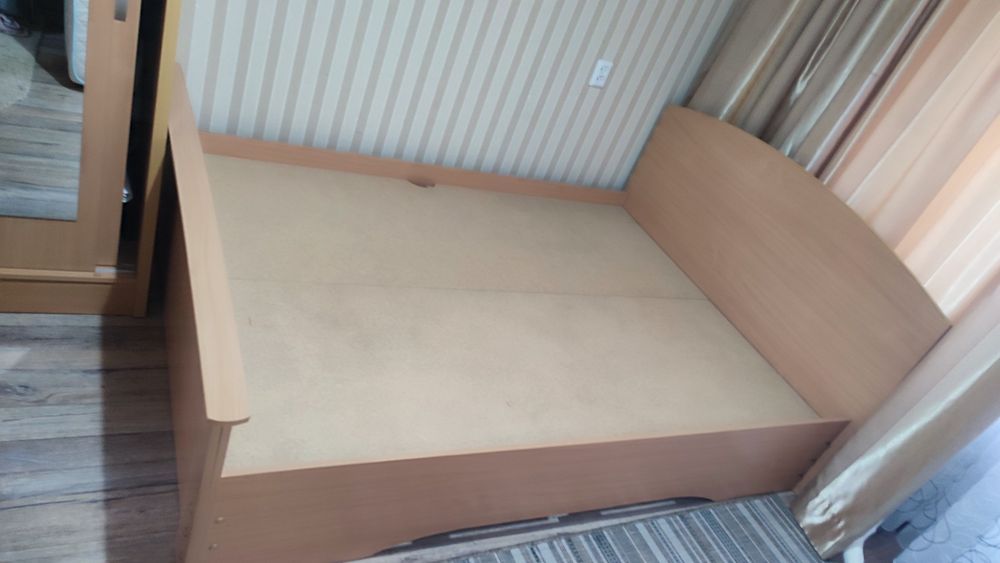 Продам двусральнюю кровать