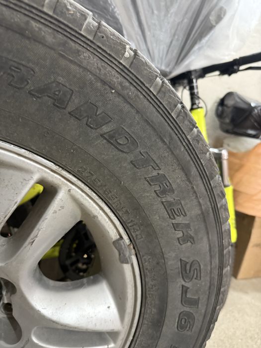 Запасное колесо на Лексус