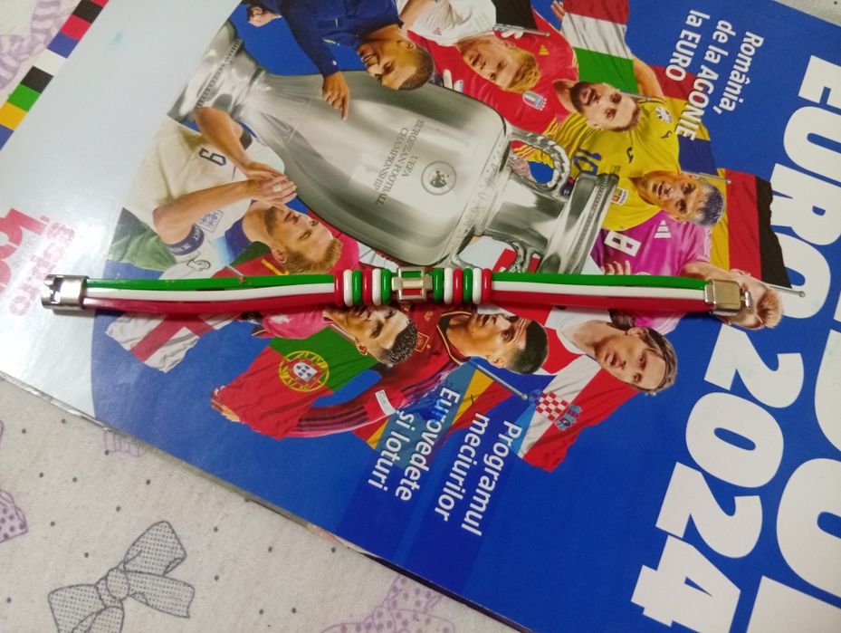 Vând brățară cu Italia