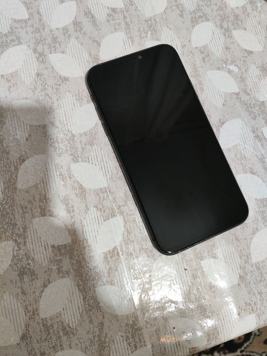 Продам iPhone 11 64gb