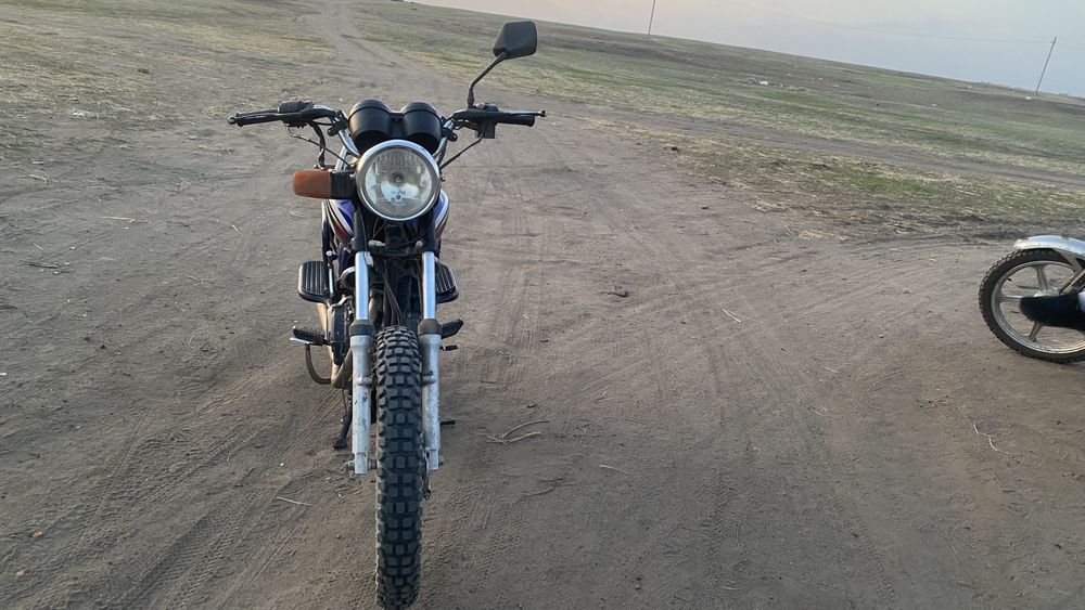 Продам мотоцикл yaqi 200