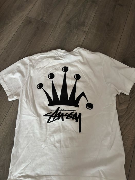 Tricou stussy.