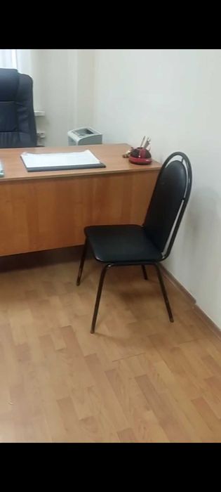 Отдам бесплатно ламинат 12 кв.м.