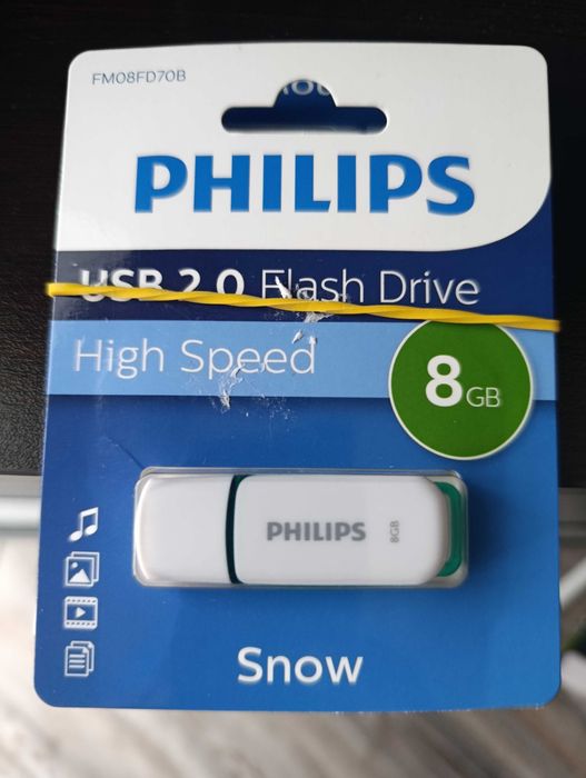 Флашка с песни по ваш избор