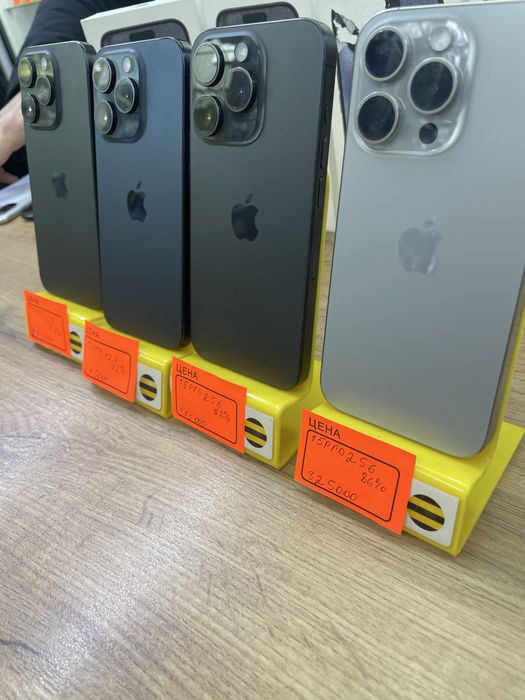 Айфон 15 про продам