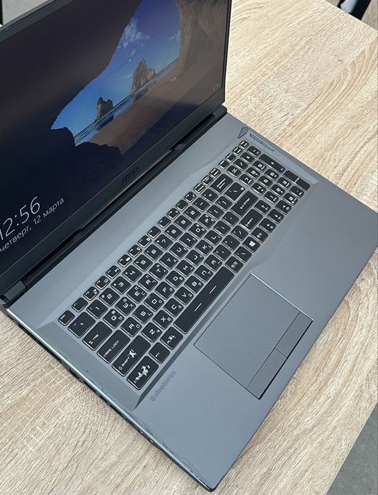 MSI Leopard Gaming Laptop 17” i79750H GtX 1660 Ti 16GB 512GB SSD