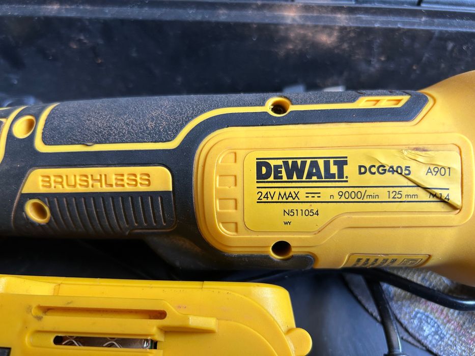 Vind flex Dewalt DCG405 (se opreste cand se incalzeste)