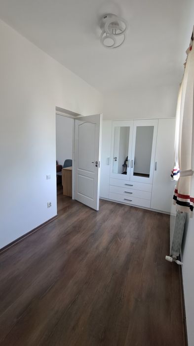 Apartament de închiriat