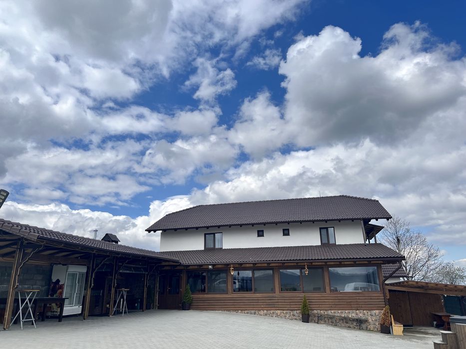 Libera 23-25ianuarie.Cabana de inchiriat in Jina,Sibiu,ciubăr jacuzzi.