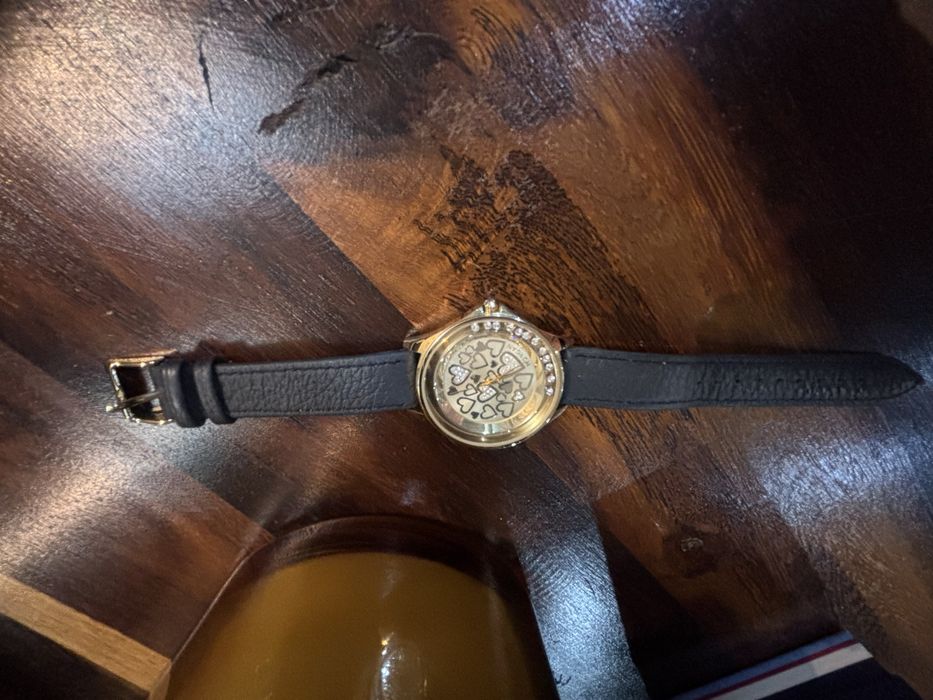 Часовник Morgan и Tommy Filfiger