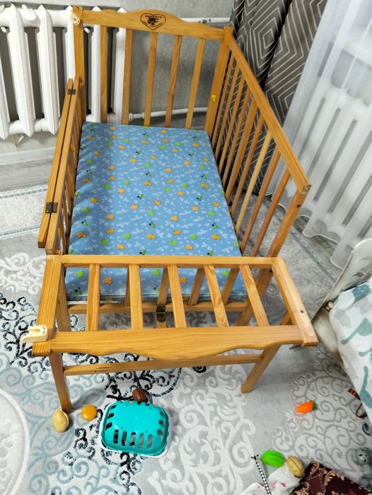 Манеж  сатылады.