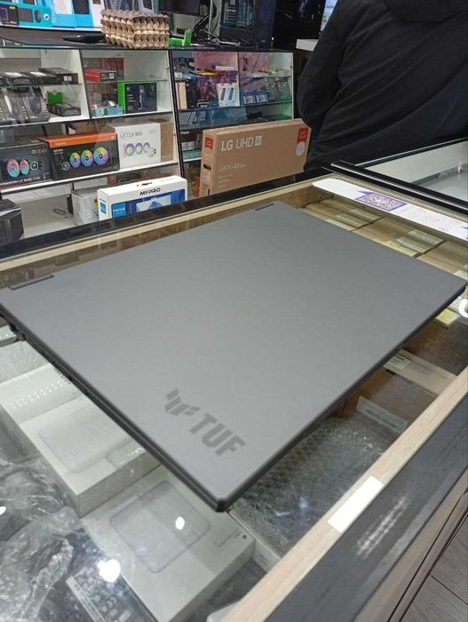 ASUS TUF GAMING A18, AMD R7-260,DDR5 16GB, SSD 1TB Gen4, RTX™ 5060 8GB