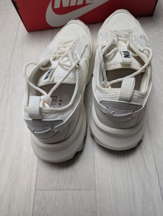 НОВИ оригинални мъжки маратонки Nike TC7900