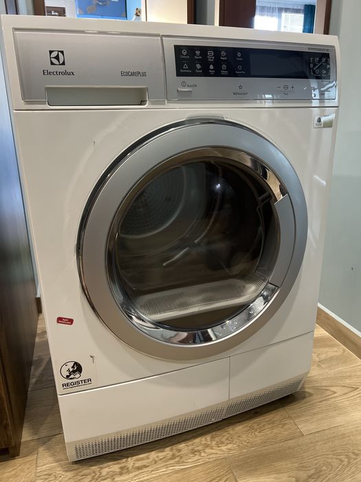 Сушилня Elektrolux EDH3498RDL