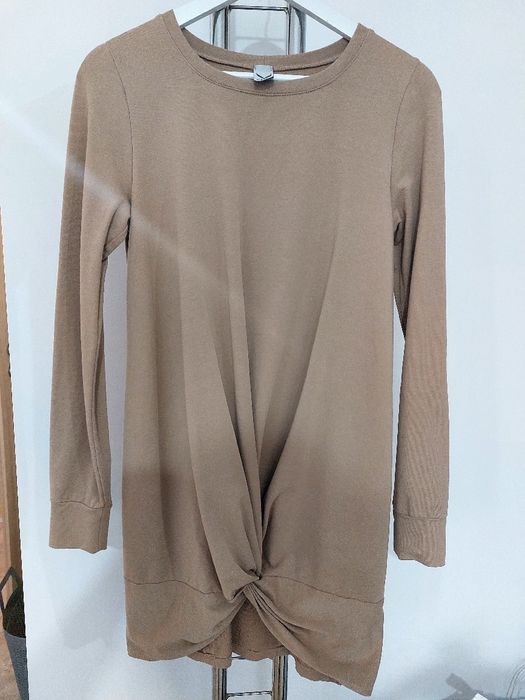 Рокля V'ZAR'O ,М размер, цвят пудра