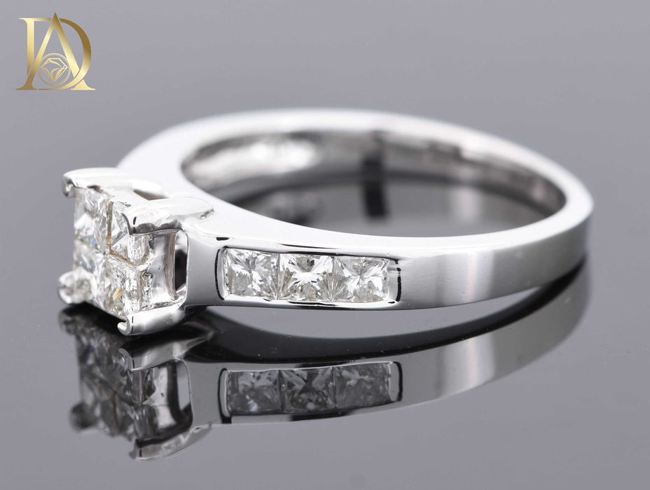 Нов Златен Пръстен с 0.92кт Естествени Диаманти