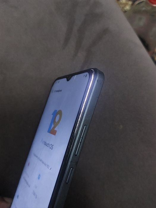 Продам телефон Vivo