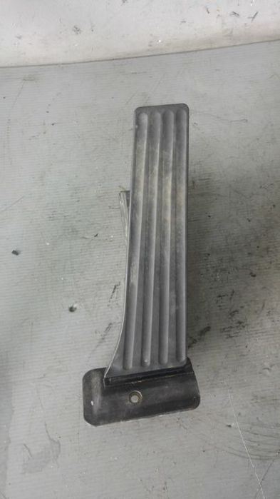 pedala acceleratie bmw serie 5 f10 f11 3542685857402