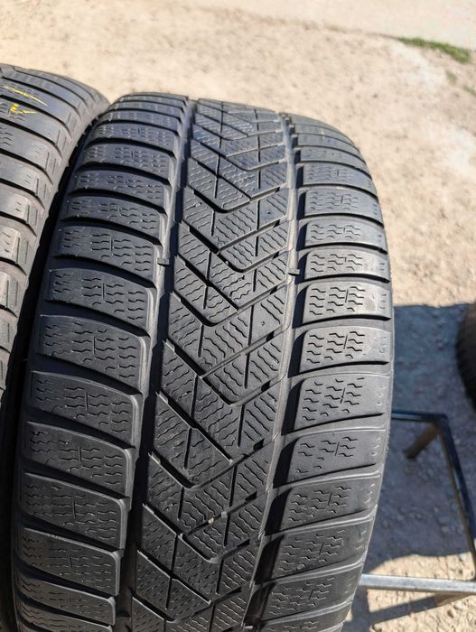 SET 4 Anvelope Iarna 225/45 R18 + 255/40 R18 Pirelli Sottozero 3 99V Runflat RSC (BMW, Mercedes) | Pret/buc