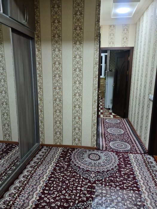 Сотилади 2/2/4 Коракамиш 2/4