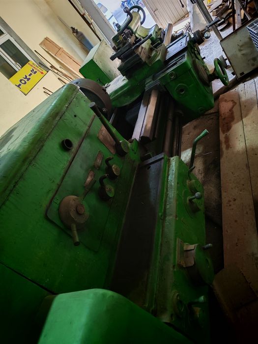 Токарни станок ДИП 300