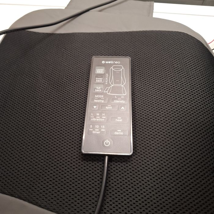 Масажор за цял гръб WellNeo внос от Германия