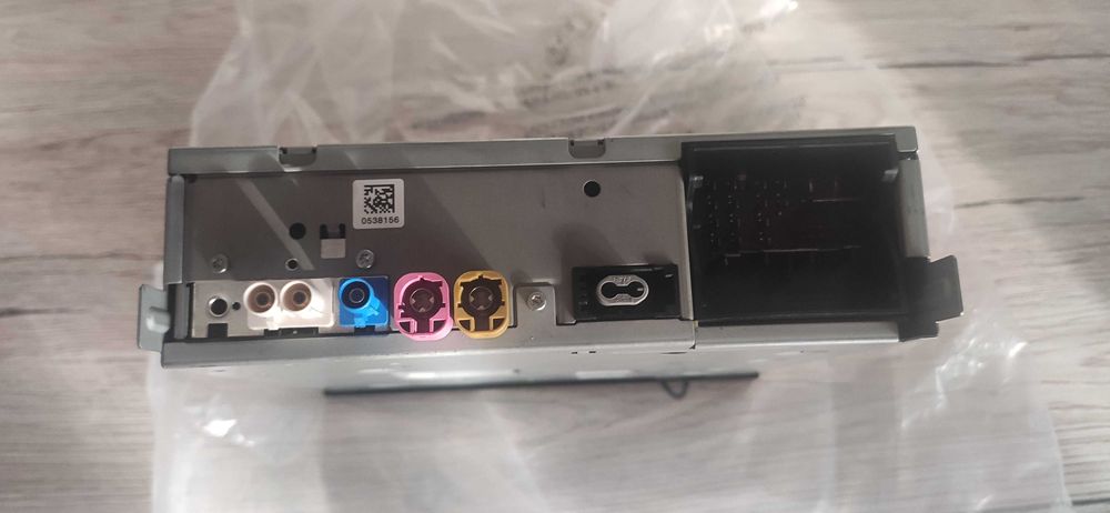 Оригинална Медия VW Passat,Golf,Touaran + тел Sony за видео в движение