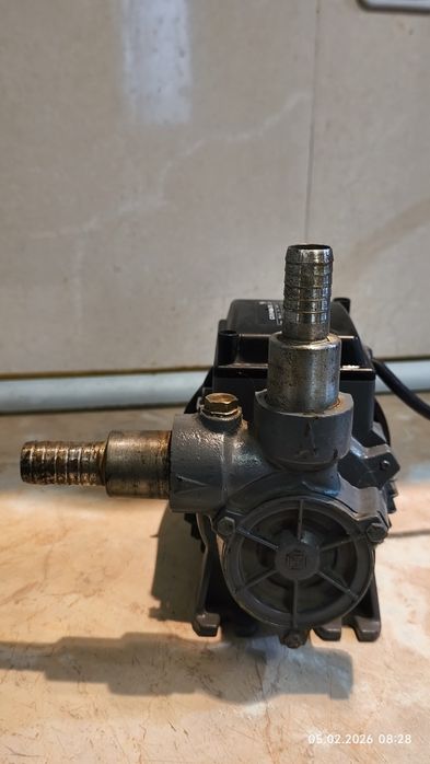 Водна помпа  GRUNDFOS PFBasic 1-30   470W