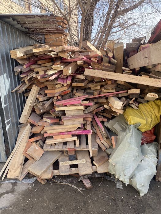 Дрова бесплатно отдам